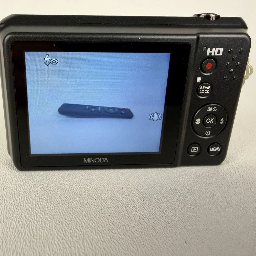 Minolta MN12Z 20MP Digital Camera 12X Optical Zoom HD w/accessories Tested,Works